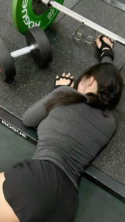 Falling to failure: fitness girl after deadlift