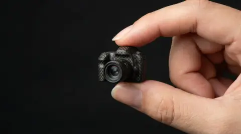 Fingertip miniature art advertising blockbuster