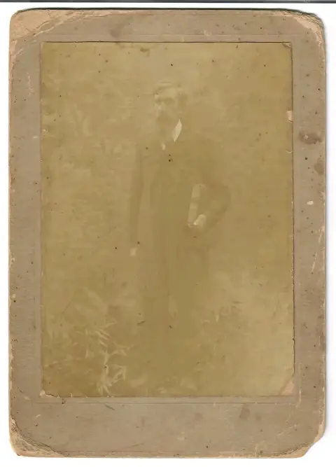 Professional-grade 4K high-fidelity image restoration and enlargement
