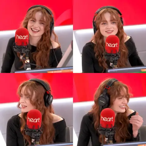 Red Film Fanyin: Charming Radio Female Anchor