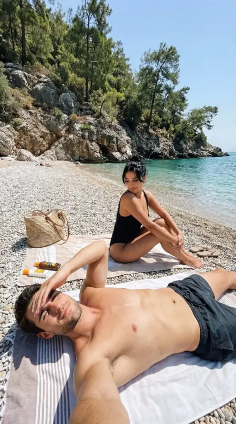 Romantic holiday in Turquoise Bay at noon