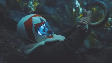 SSSNAKE!
a film by @reon.labs 
#cinematic #viral #film #visual #aivideo