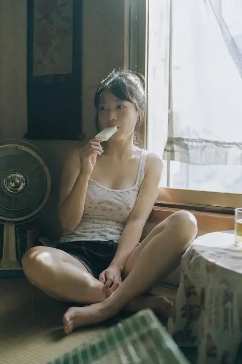 Summer afternoon girl in Japanese negative films