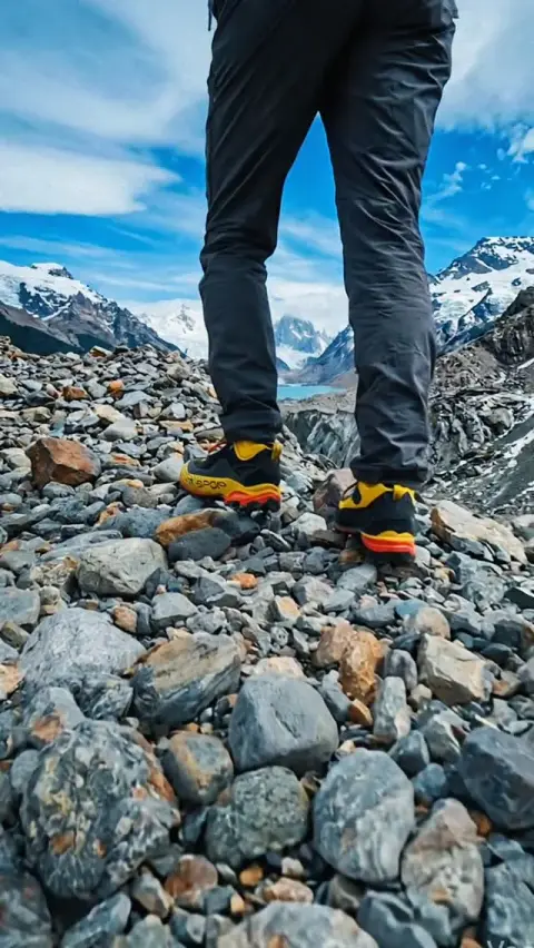 You recognize these feet.
Not because you've seen them — because you've been them.
Standing at the edge of a cliff in Norway wondering if this is as far as you go.
Walking across a bedroom floor at 7am not sure what the day wants from you.
Stepping into water so clear you can see exactly where you are and still feel completely lost.
27 locations27 surfaces. 27 moments where the body moved before the mind made up its mind.
We spend our whole lives looking for meaning in faces.
It was always in the feet.